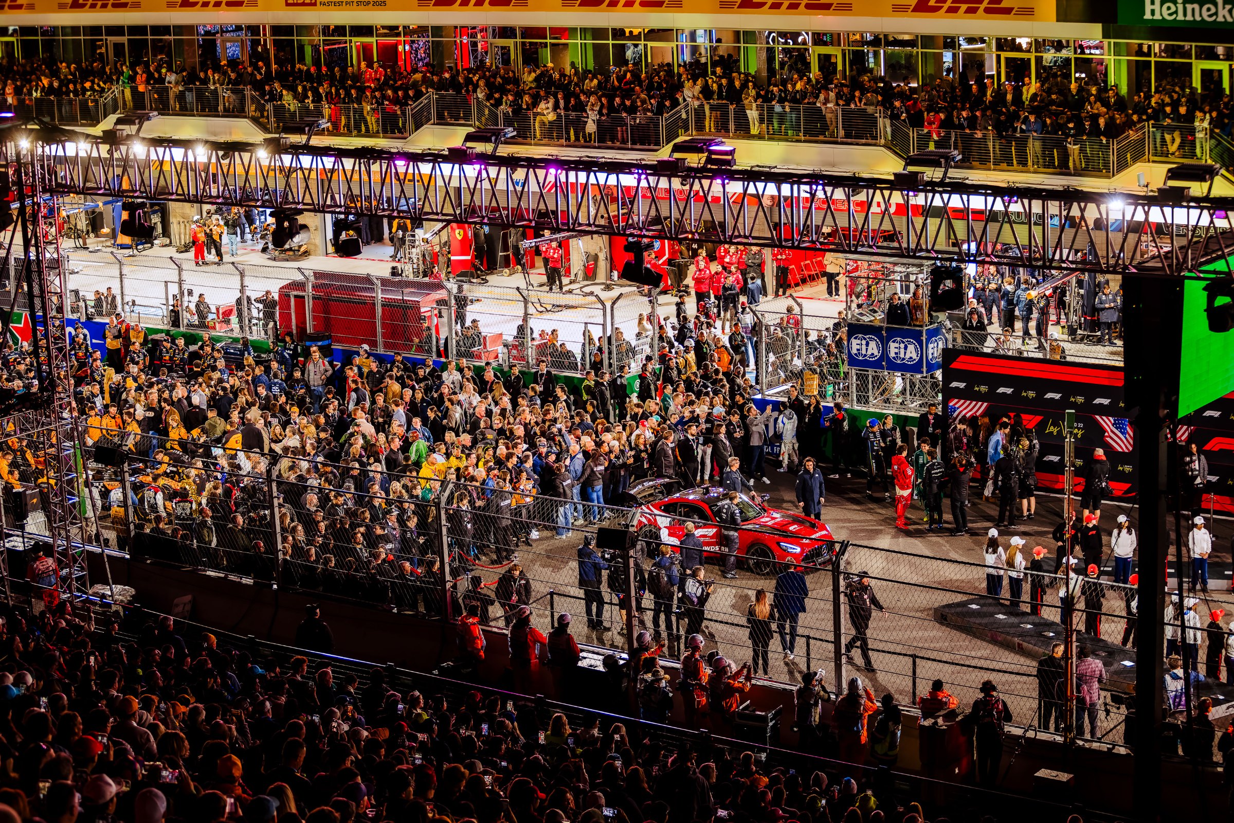 Formula 1 Las Vegas Grand Prix 2025: National Anthem and Start Ceremony from the Heineken Grandstand