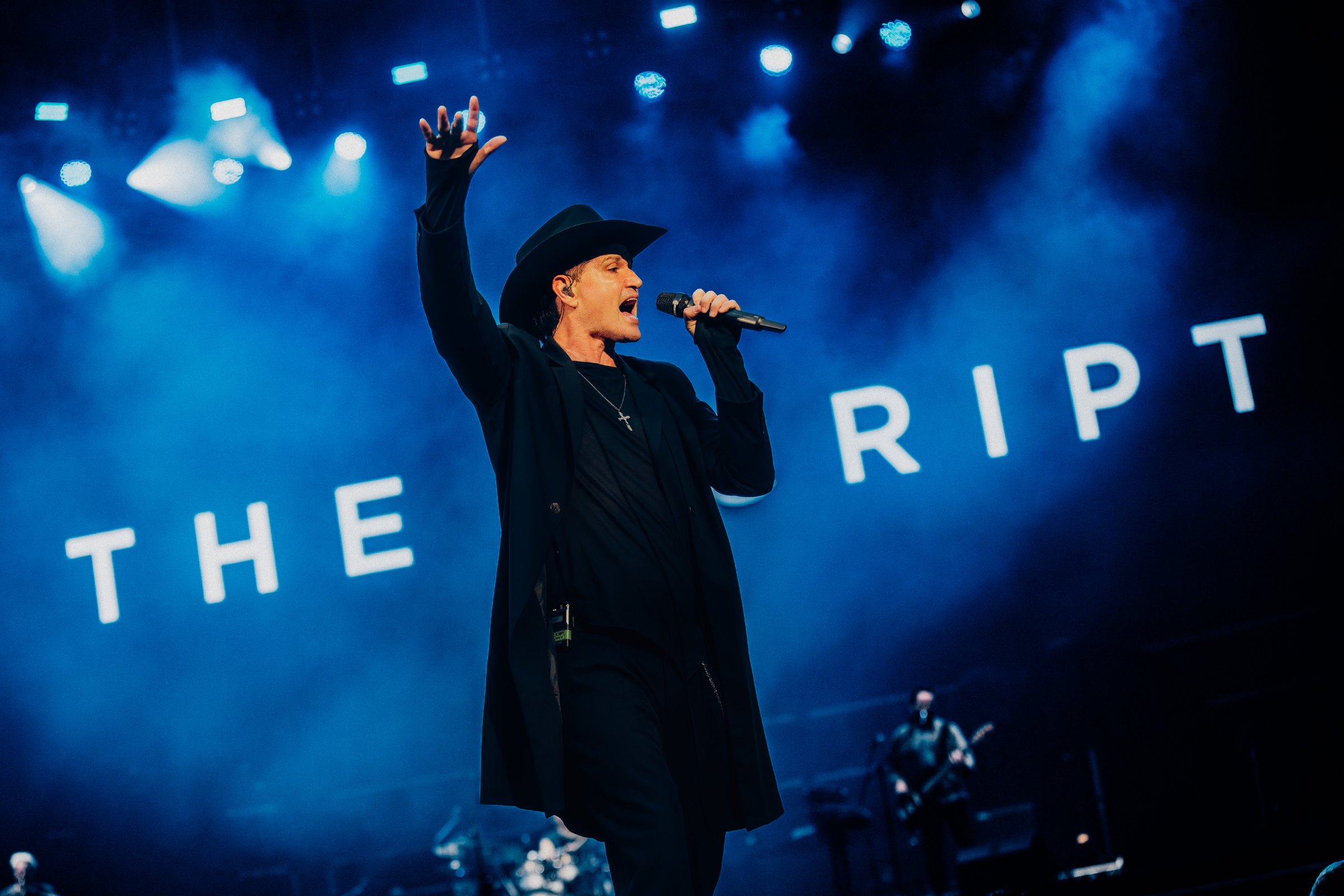 Luke Combs - A'dam Arena 2026: The Script moment from the event in Amsterdam