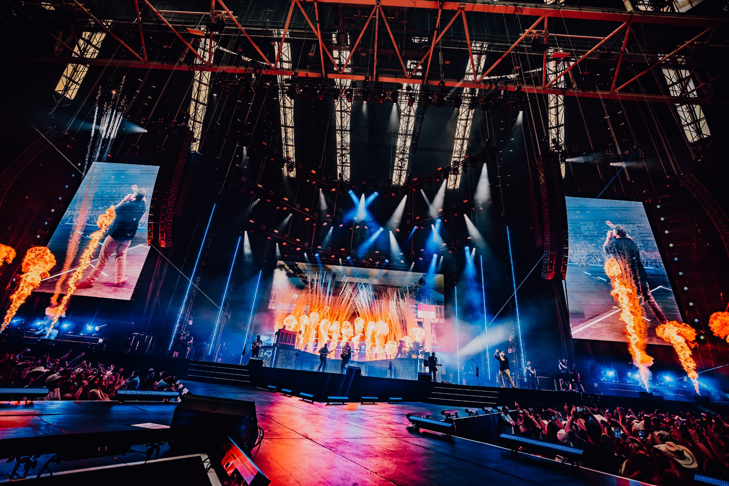 Luke Combs - A'dam Arena event photography