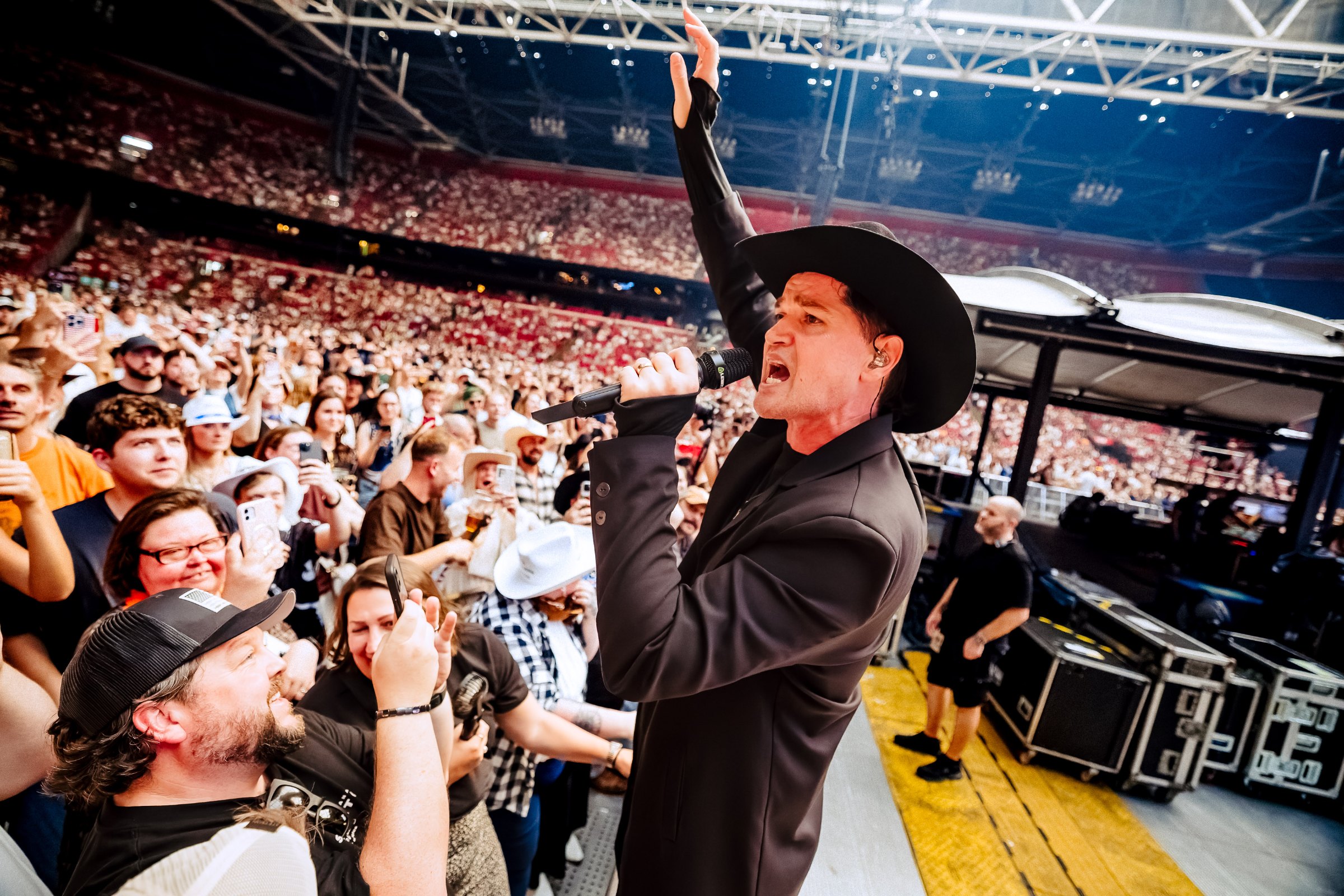 Luke Combs - A'dam Arena event photography